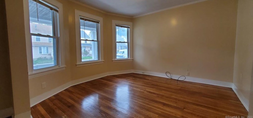 618 Bishop Ave #1, Bridgeport, CT 06610