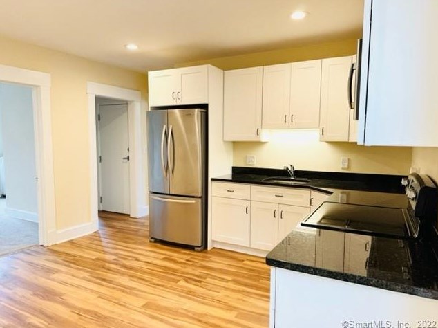 49 Orlando St, New Haven, CT 06516