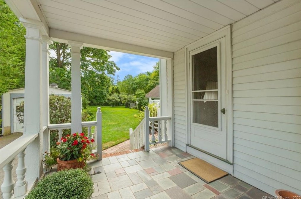 45 Sycamore St, Windsor, CT 06095