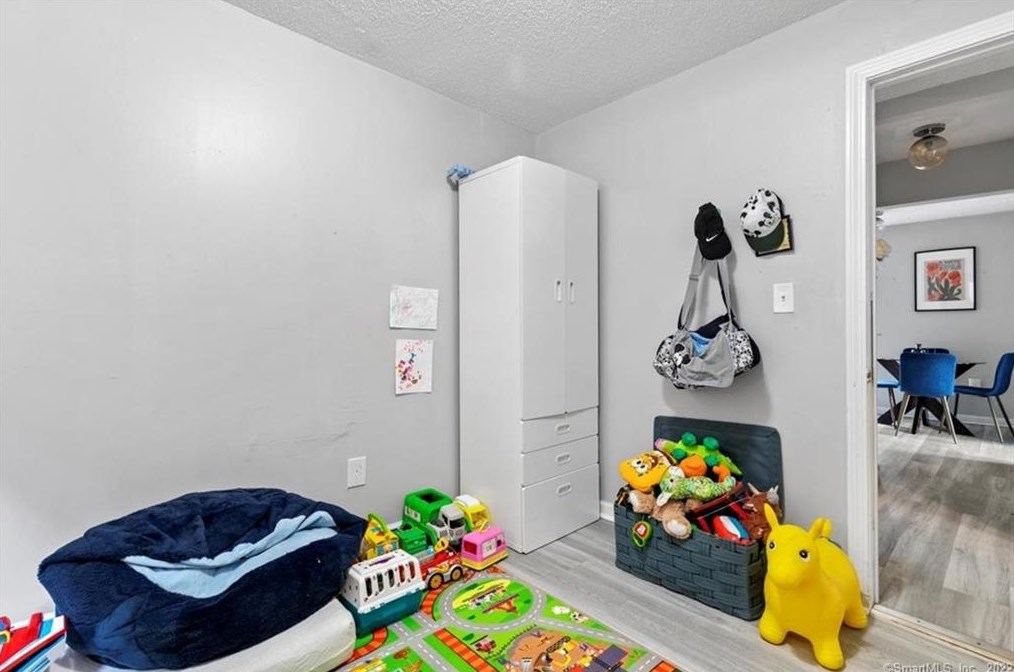 133 Portsea St, New Haven CT 06519-2238 exterior