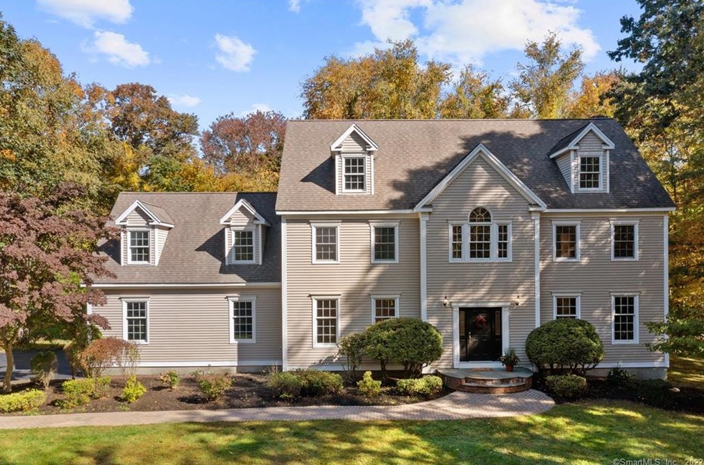 3 Goldfield Rd, Deep River, CT 06419