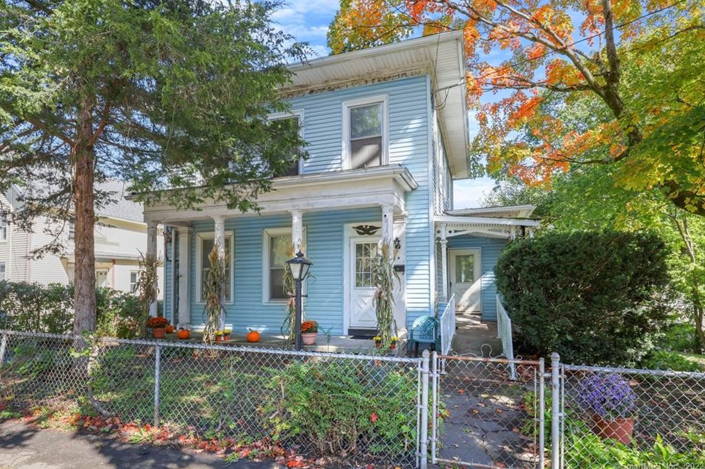 42 Johnson St, Ansonia, CT 06401