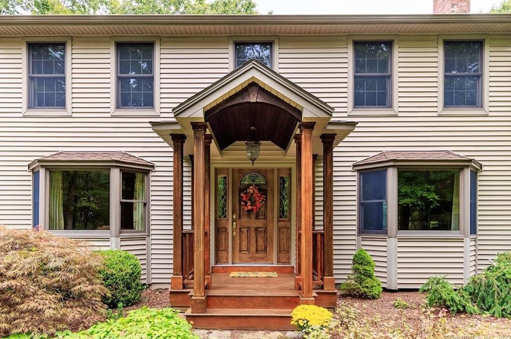 51 Timber Ln, W Willington, CT 06279-1837