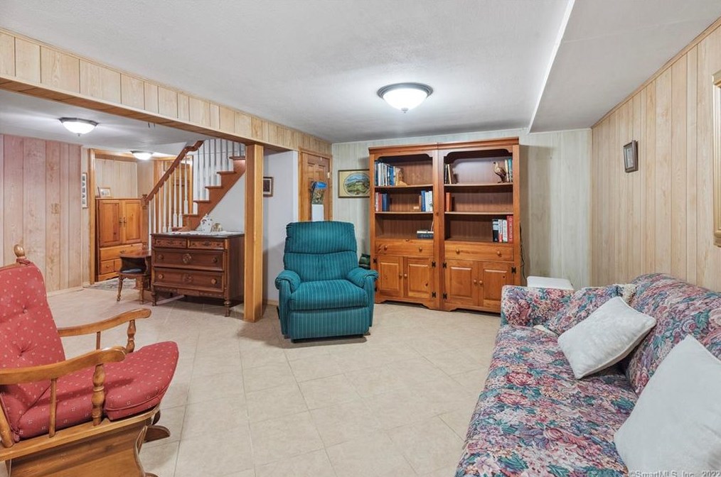 204 Metcalf Rd, Tolland CT 06084-3756 exterior