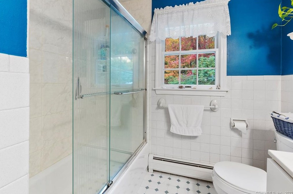 204 Metcalf Rd, Tolland CT 06084-3756 exterior