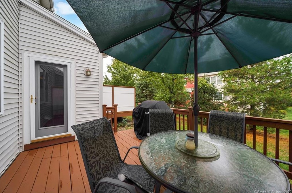 10 Saddlegate Ln, Vernon CT  06066-4580 exterior
