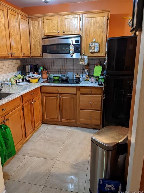 31 Auburn St, New Haven CT 06519-5551 exterior