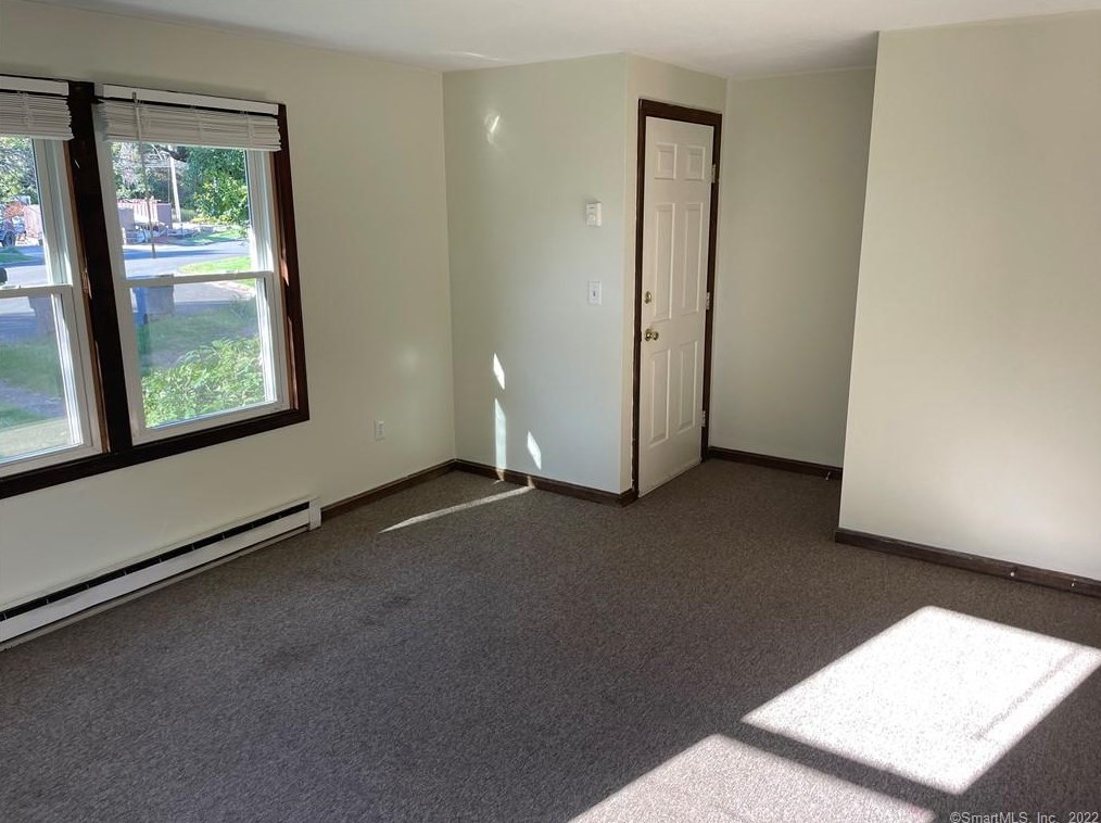 68 Sessa Ln #8, Niantic, CT 06357