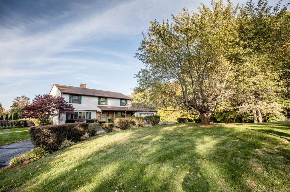 328 Fleming Rd, Meriden, CT 06450-7109