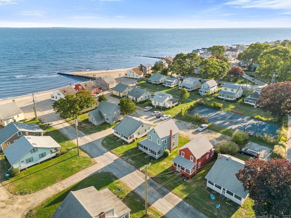 85 Hawks Nest Rd, Lyme, CT 06371