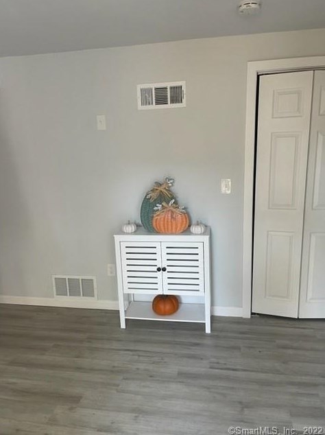 43 Austin Ave, New Haven CT 06512-4763 exterior