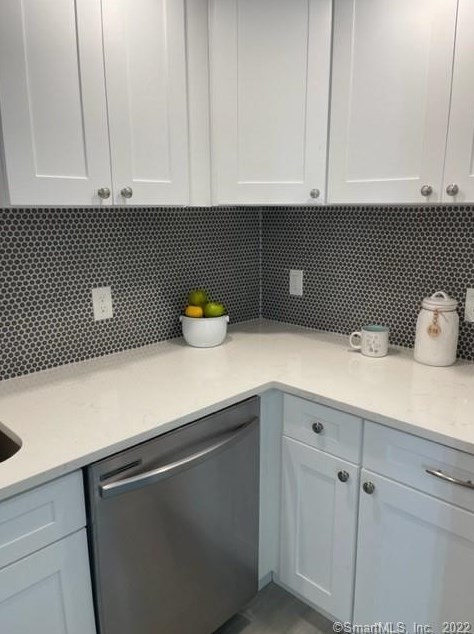 43 Austin Ave, New Haven CT 06512-4763 exterior