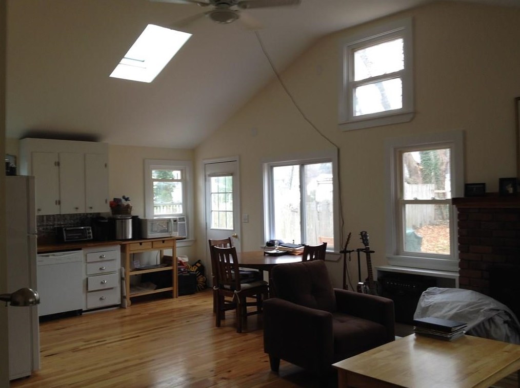 43 High St, Guilford, CT 06437-3409