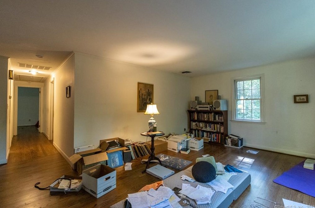 232 Haynes Rd, Avon CT 06001-2978 exterior