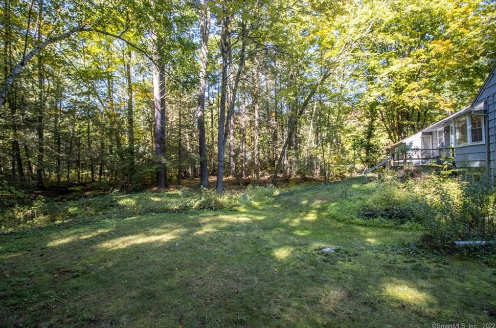 232 Haynes Rd, Avon CT 06001-2978 exterior