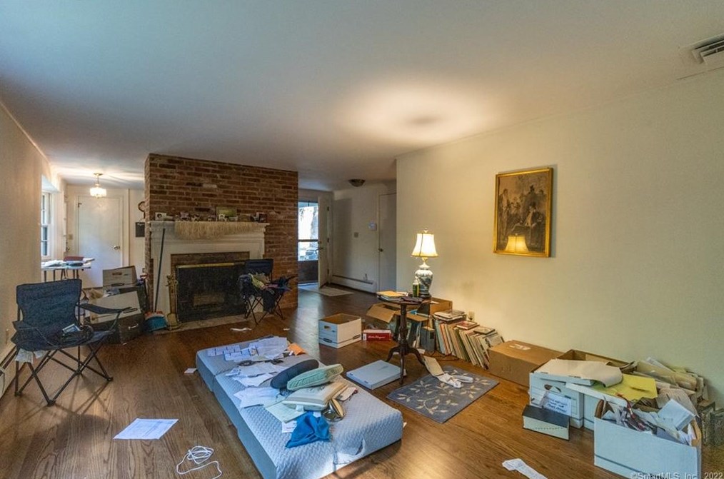 232 Haynes Rd, Avon CT 06001-2978 exterior