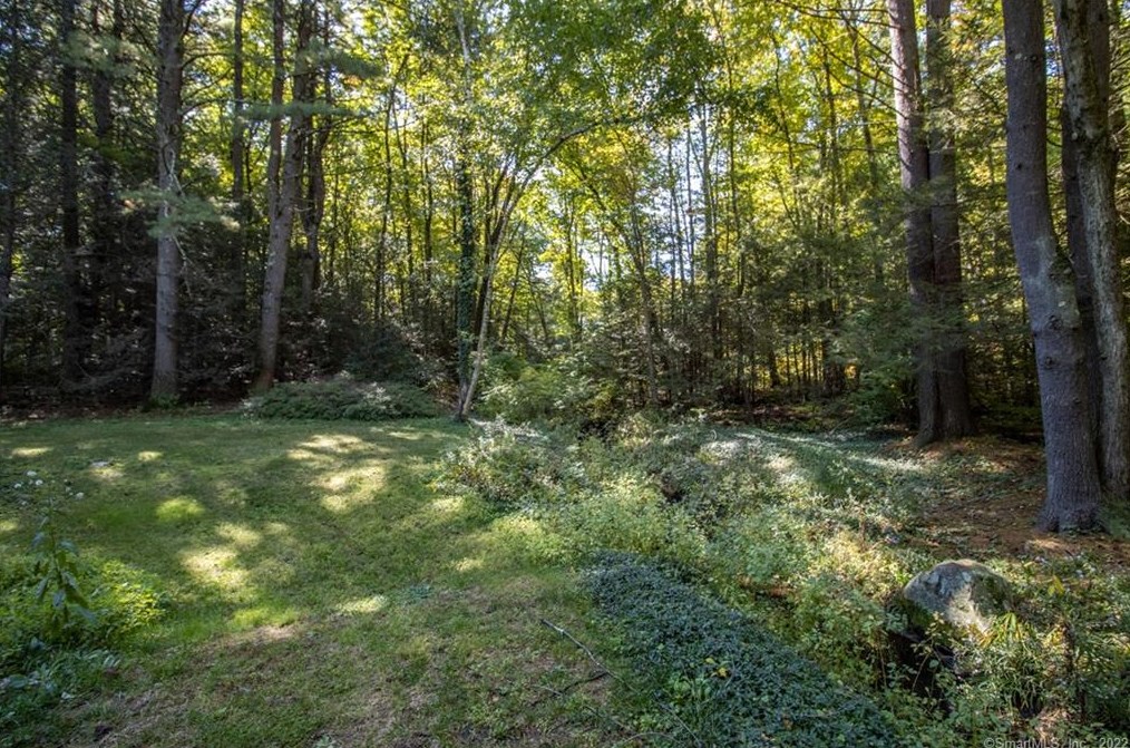 232 Haynes Rd, Avon CT 06001-2978 exterior