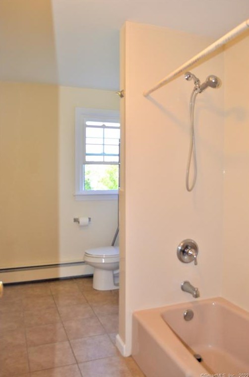 9 Gin Still Ln, Hartford CT  06107-2649 exterior