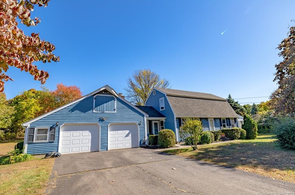 335 Rye St, East Windsor, CT 06016