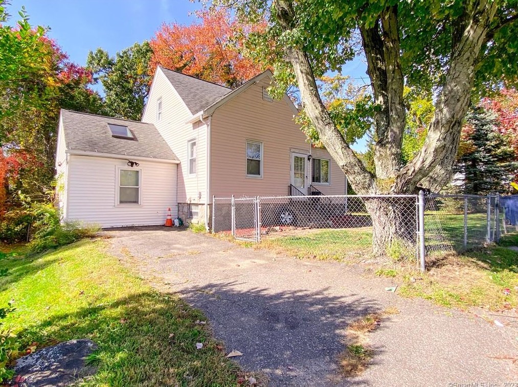 29 Warner St, Waterbury, CT 06704