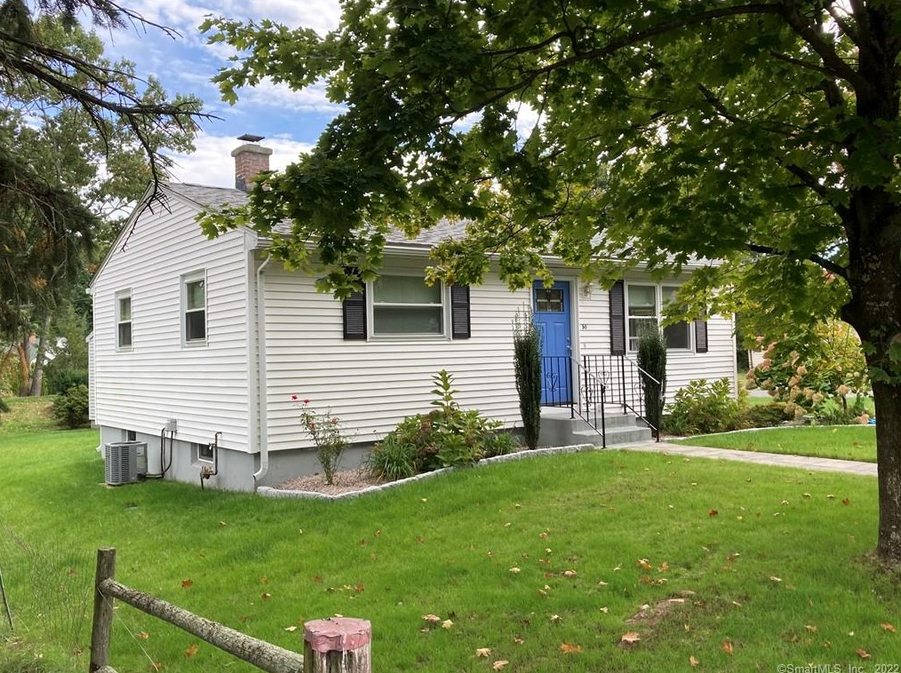 50 Short Beach Rd, Branford, CT 06405