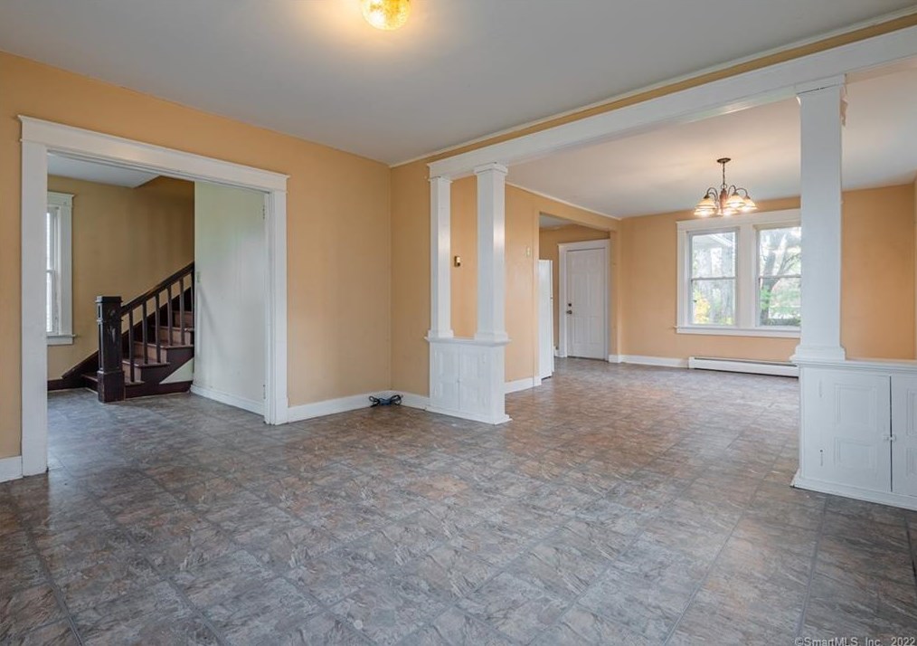 104 Gale Ave, Meriden, CT 06450-6409