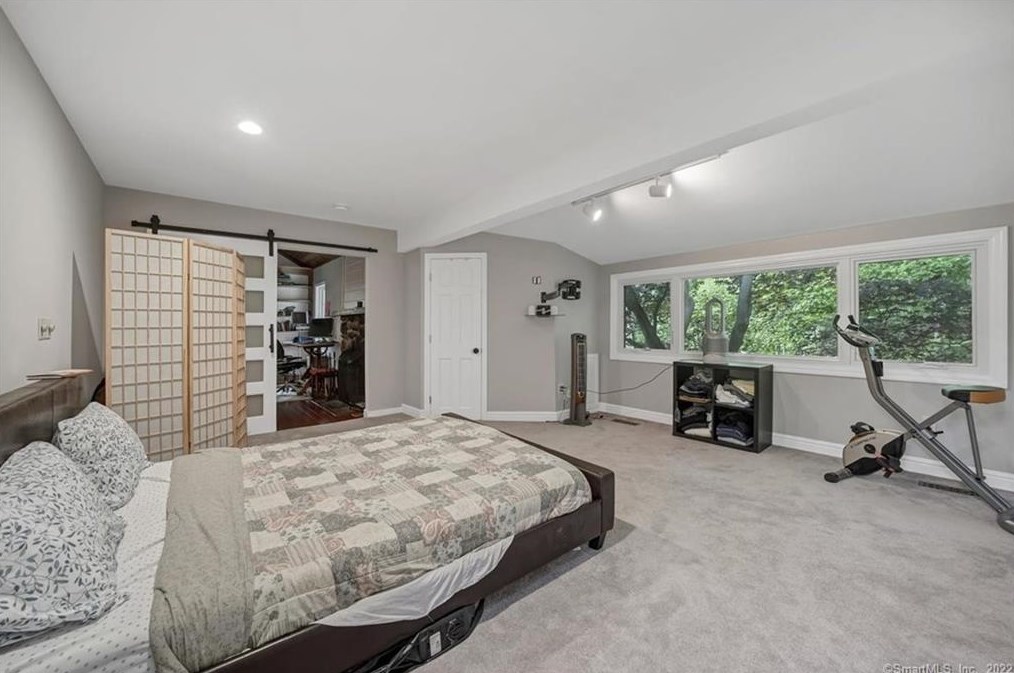 7 Olympic Dr, Danbury CT  06810-8216 exterior