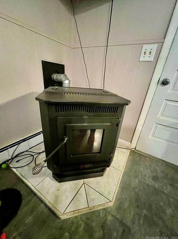 18 Pne St, Plainfield CT 06374-1539 exterior