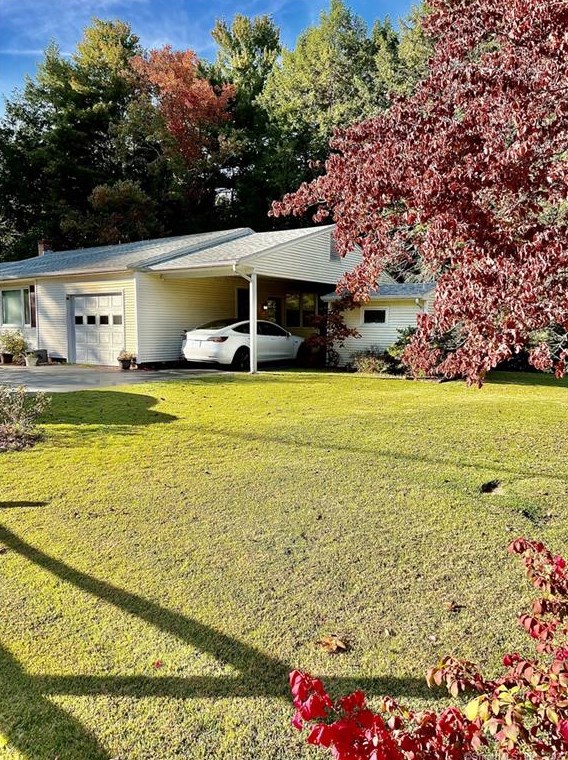 18 Pne St, Plainfield CT 06374-1539 exterior