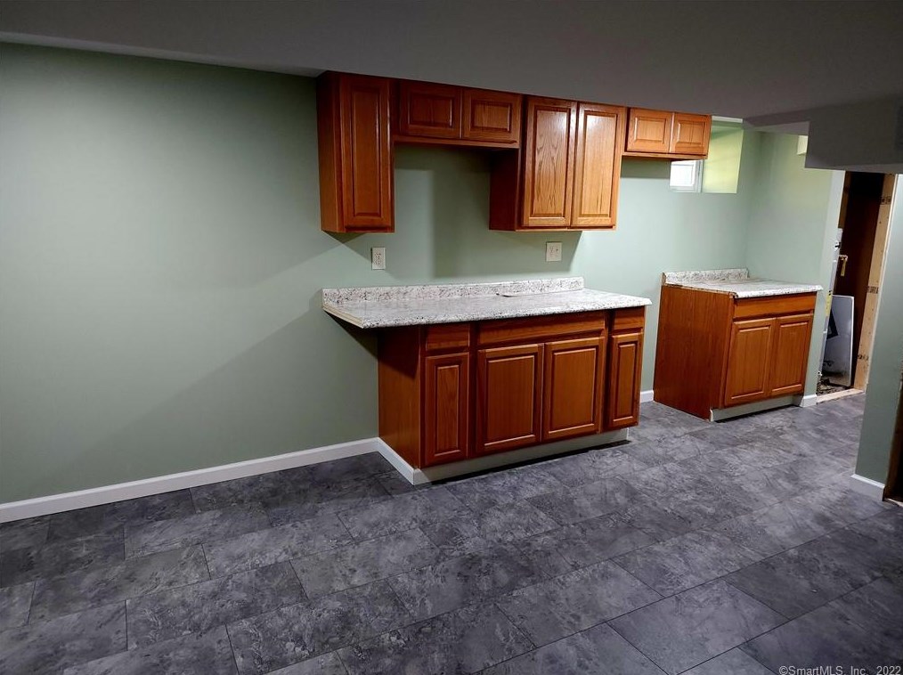 92 Cow Hill Rd, Clinton CT  06413-1342 exterior