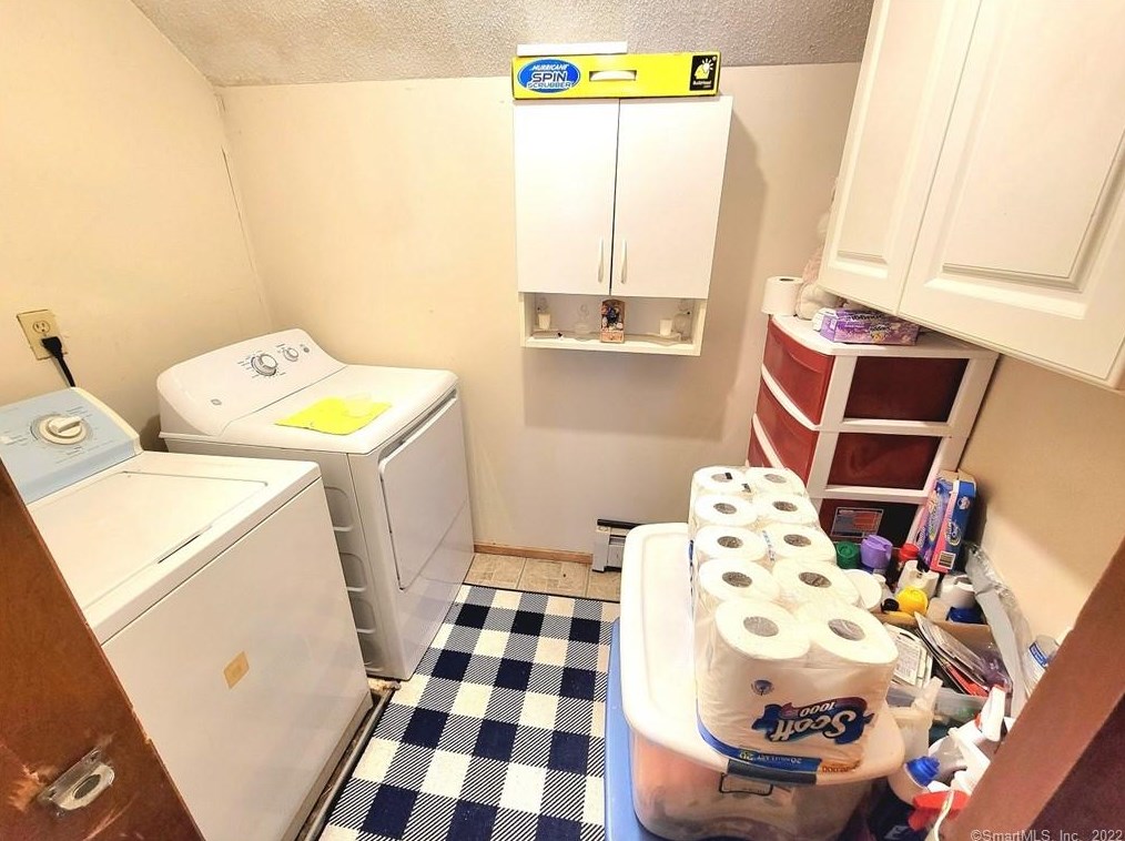 270 Bellevue St, Hartford CT 06120-2403 exterior