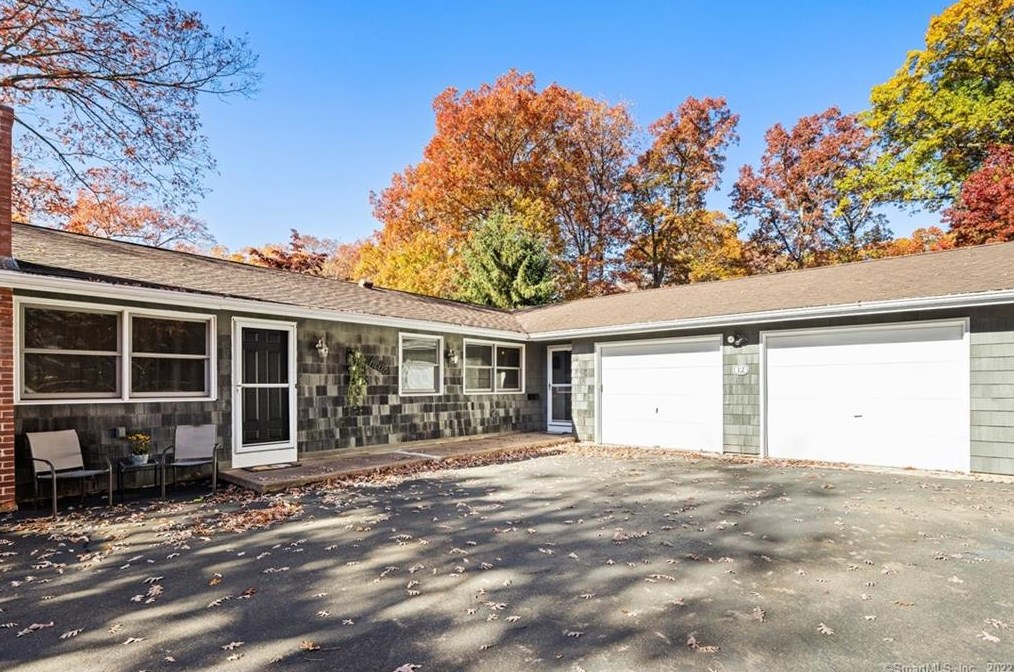 12 Birch Rd, Wapping, CT 06074