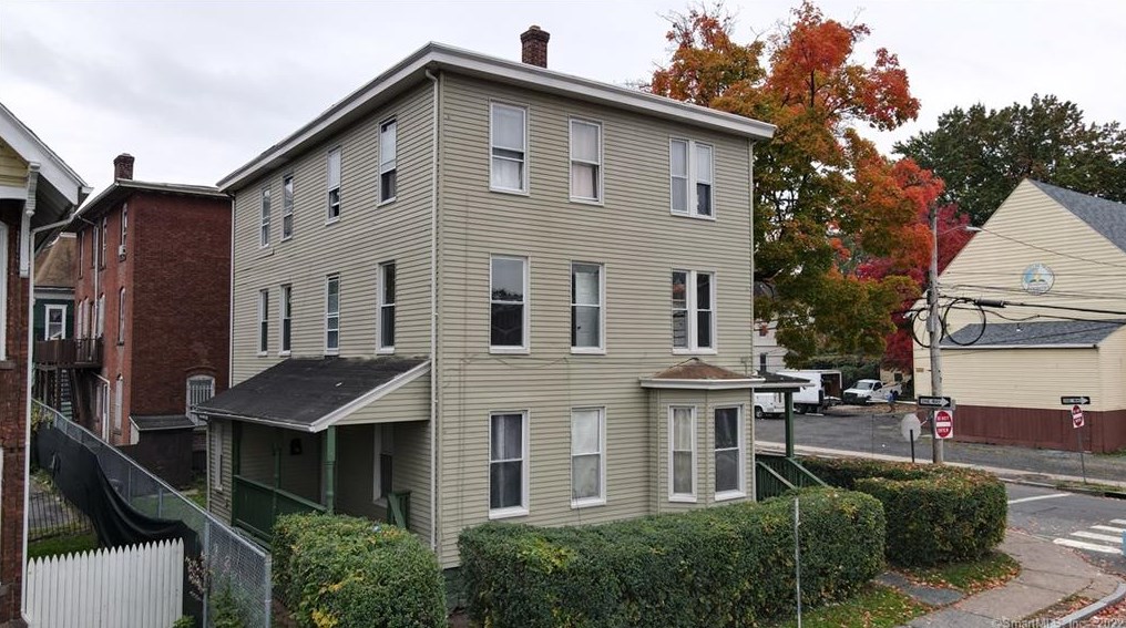 173 Russ St, Hartford, CT 06106-1436