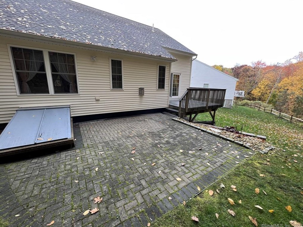 286 Beth Ln #14, Waterbury, CT 06705