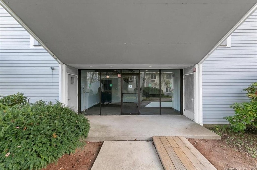 111 Florence Rd #1b, Branford, CT