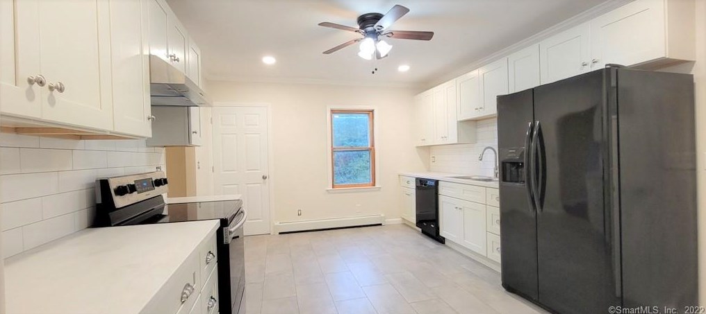 176 Brooks Hill Rd, Waterbury, CT 06716