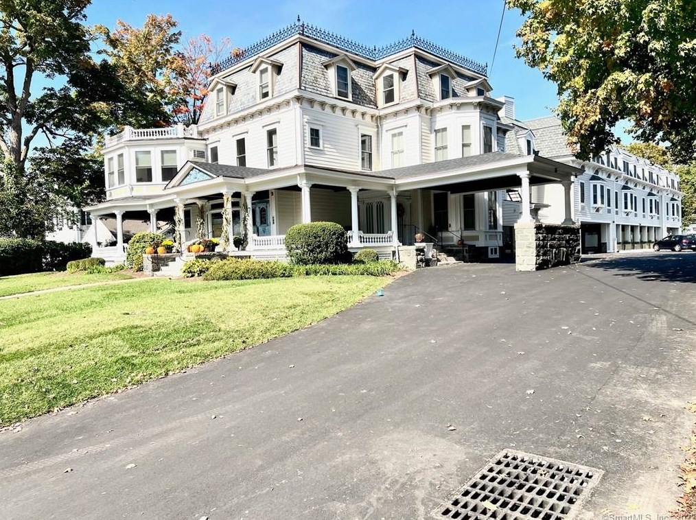 35 E Wall St #205, Norwalk, CT 06851