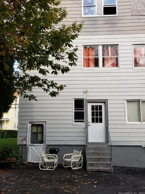 601 Washington Ave, Waterbury, CT 06708
