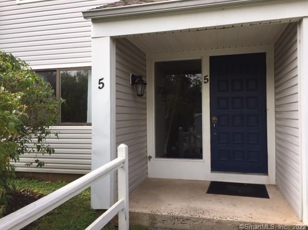 5 Brookwood Dr #a, Rocky Hill, CT