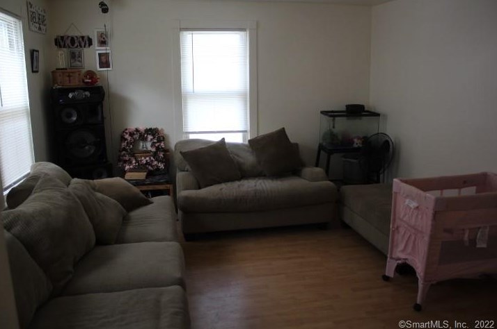 483 Boswell Ave, Norwich, CT 06360