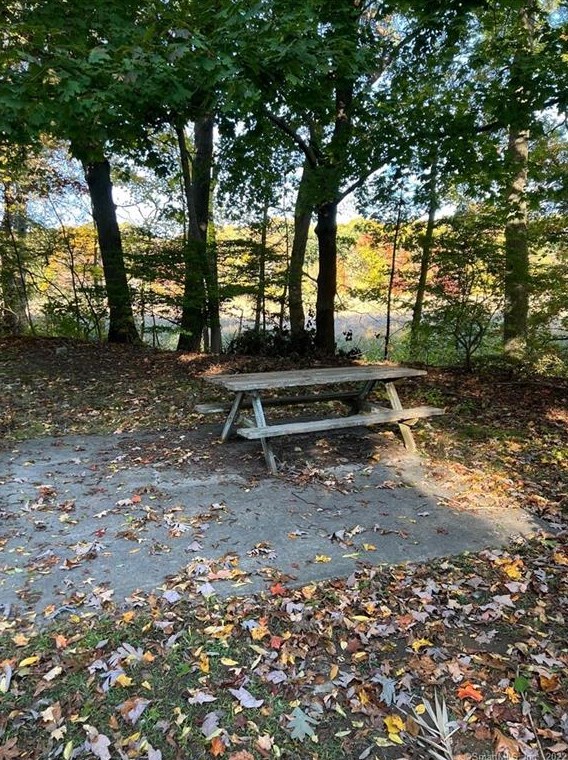 173 Essex Rd, Westbrook CT  06498-1573 exterior