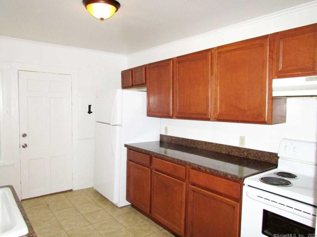 64 Bannon St #1, Torrington, CT 06790