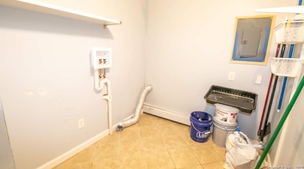 614 Pomfret St #10, Putnam, CT 06260