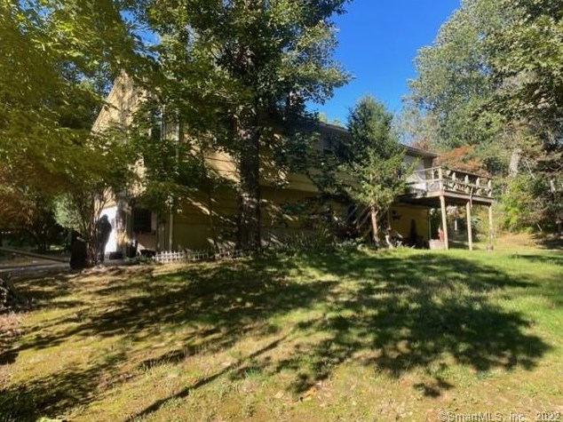 66 Autumn Ridge Rd, Huntington, CT 06484-3631