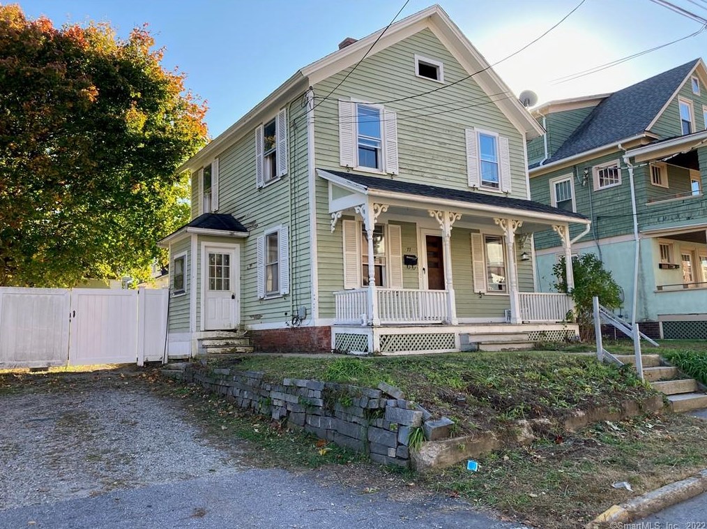 77 North St, Torrington, CT 06790