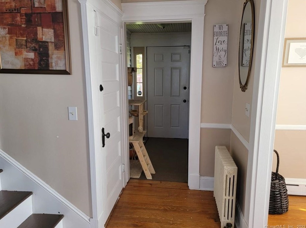 10 Mount Vernon Ave, Watertown CT  06779-2127 exterior