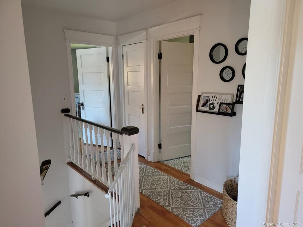 10 Mount Vernon Ave, Watertown CT  06779-2127 exterior