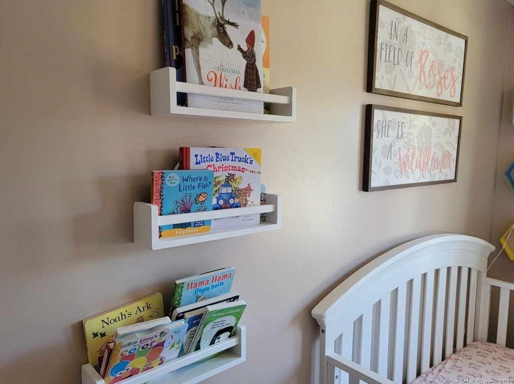 10 Mount Vernon Ave, Watertown CT  06779-2127 exterior