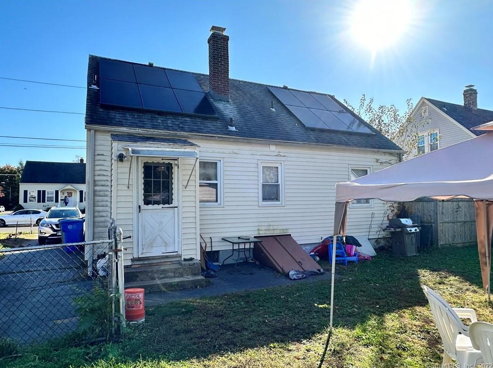 29 Pearl Ave, New-Haven, CT 06514 exterior