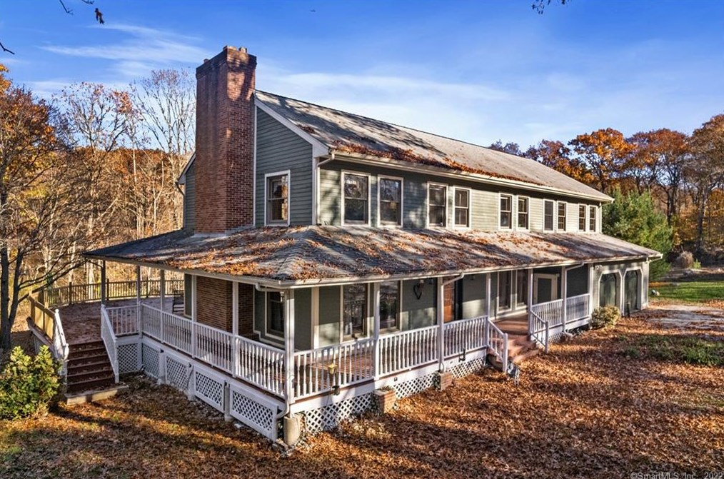 1898 Center Groton Rd, Gales Ferry, CT 06339